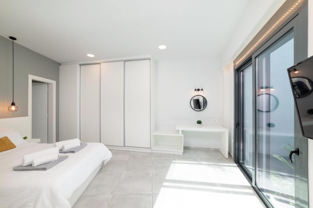 Agia Marina Villa Zaneti By Posarellivillas מראה חיצוני תמונה