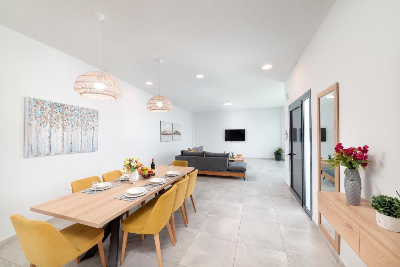 Agia Marina Villa Zaneti By Posarellivillas מראה חיצוני תמונה