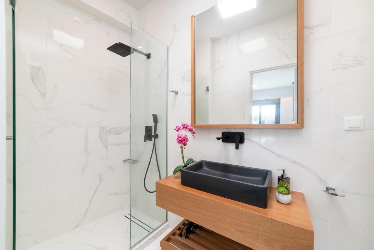 Agia Marina Villa Zaneti By Posarellivillas מראה חיצוני תמונה